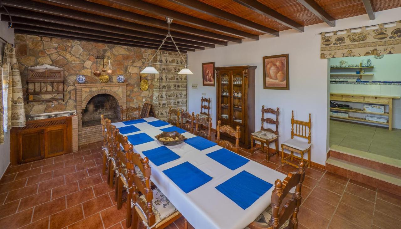 Cubo'S Villa Torres Ardales Luaran gambar