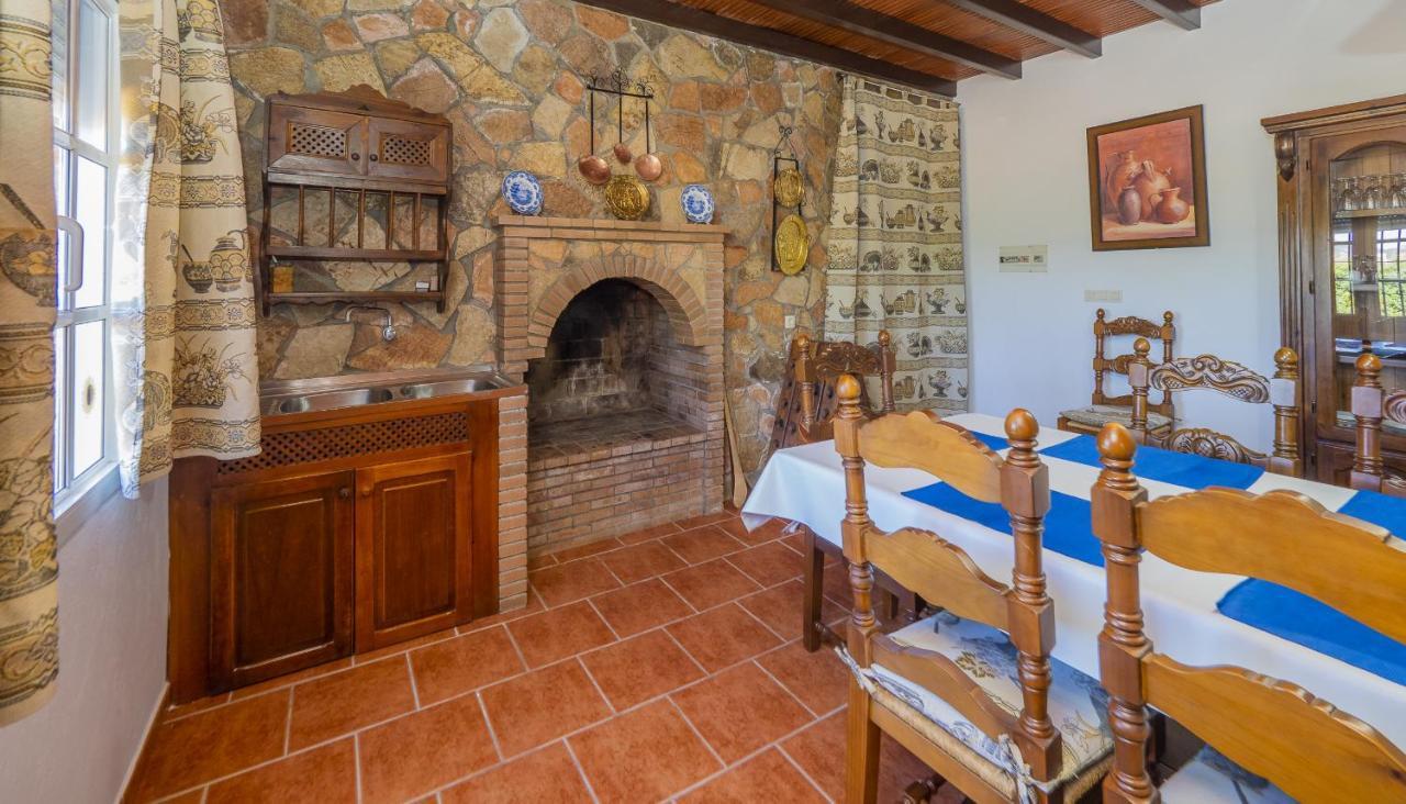Cubo'S Villa Torres Ardales Luaran gambar